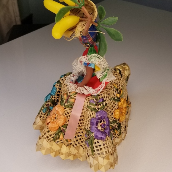 Vintage souvenir Bahamas doll - Picture 5 of 6